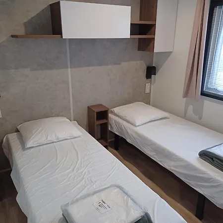 Kamp alanı Mobil- Chez Les Lolos Canet-en-Roussillon
