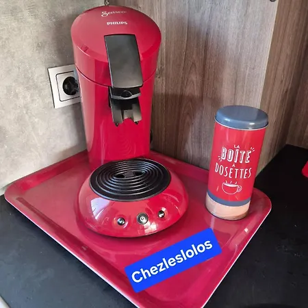 Mobil- Chez Les Lolos