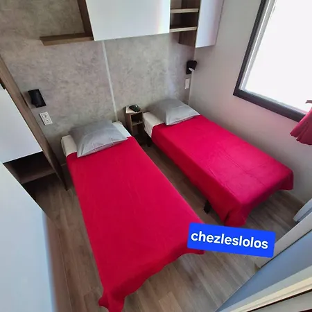 Kamp alanı Mobil- Chez Les Lolos *